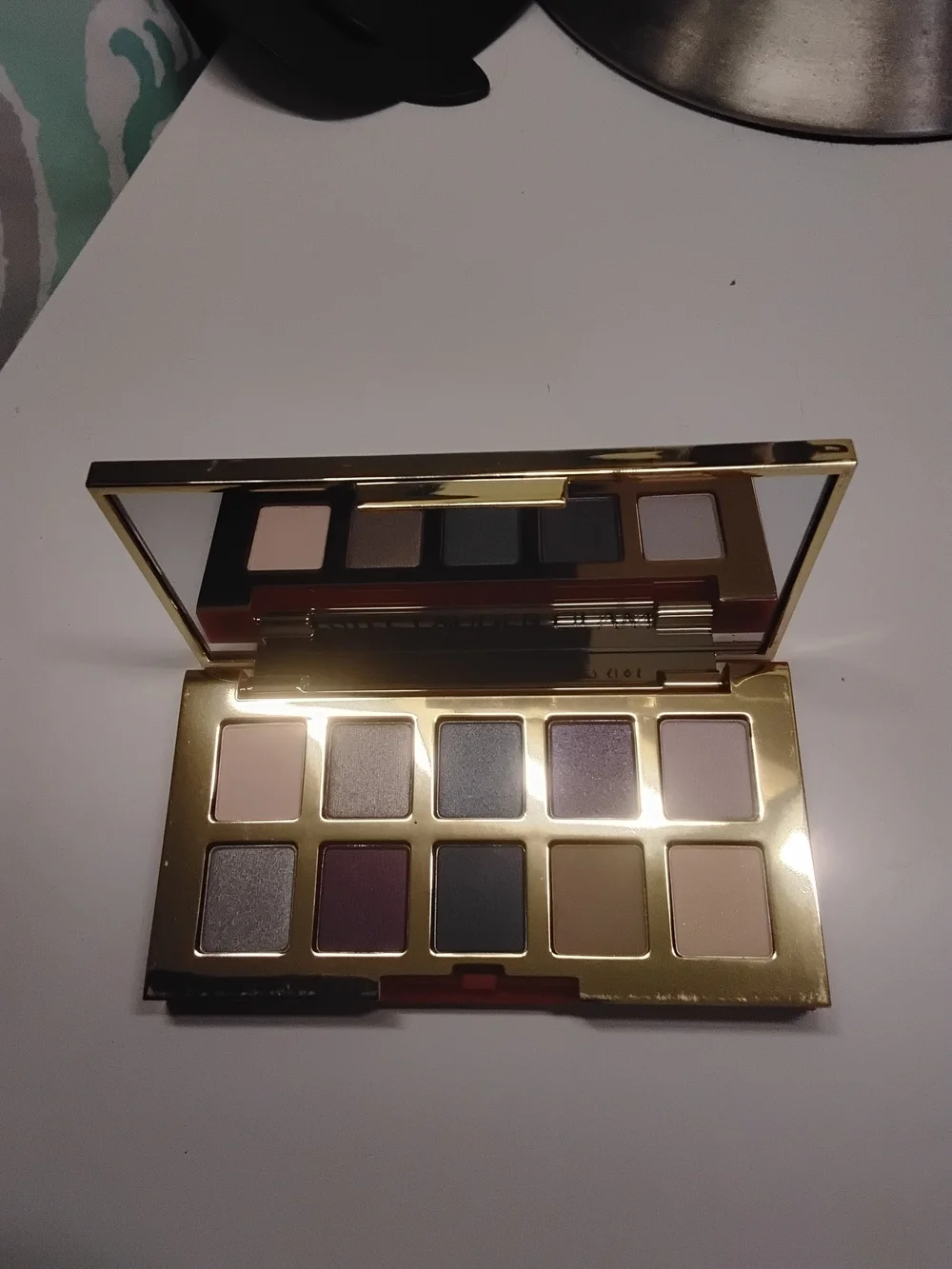 Estee Lauder Eyeshadow Palette - Neutral, Plum, Taupe & Gray Shades
